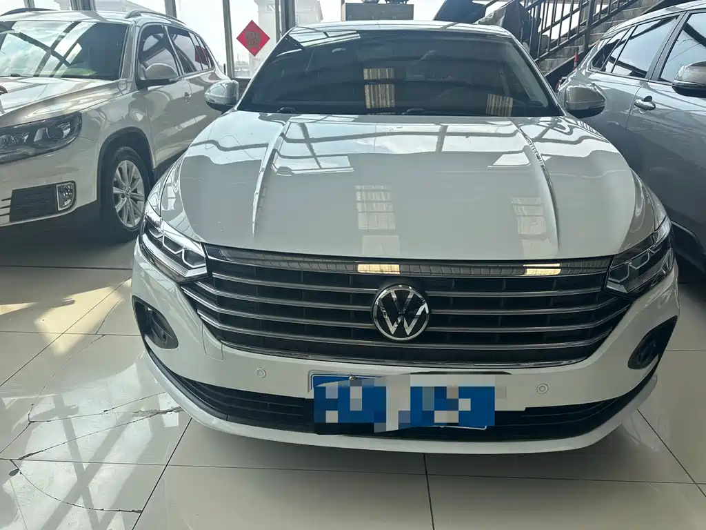 Volkswagen Lavida — миниатюра 2