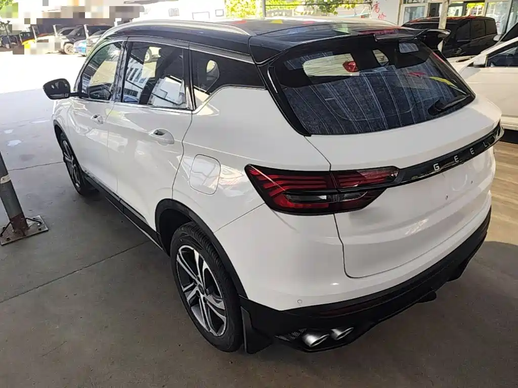 Geely Binyue — миниатюра 5