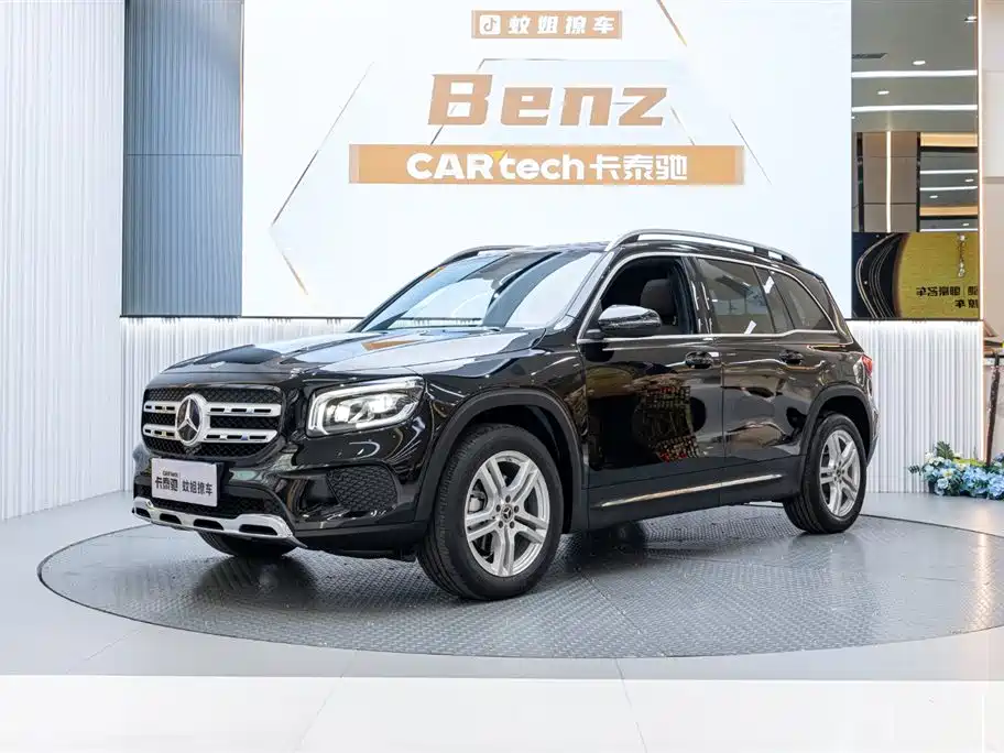 MERCEDES-BENZ GLB