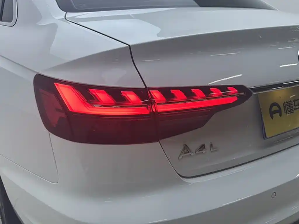Audi A4L — миниатюра 14