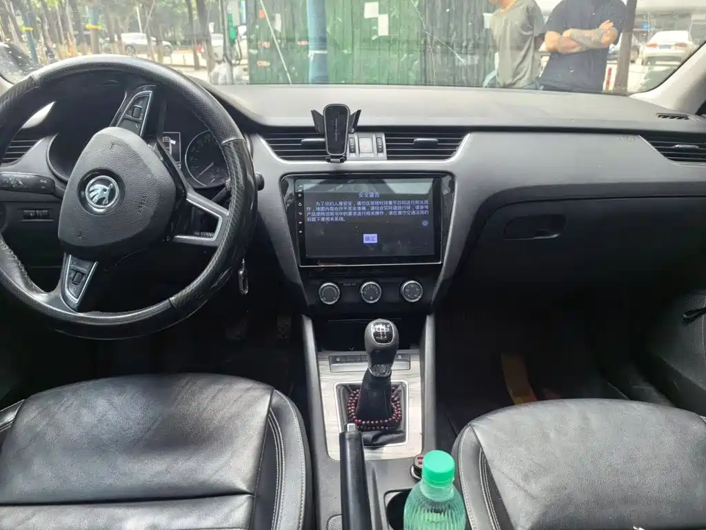 Skoda Octavia — миниатюра 10