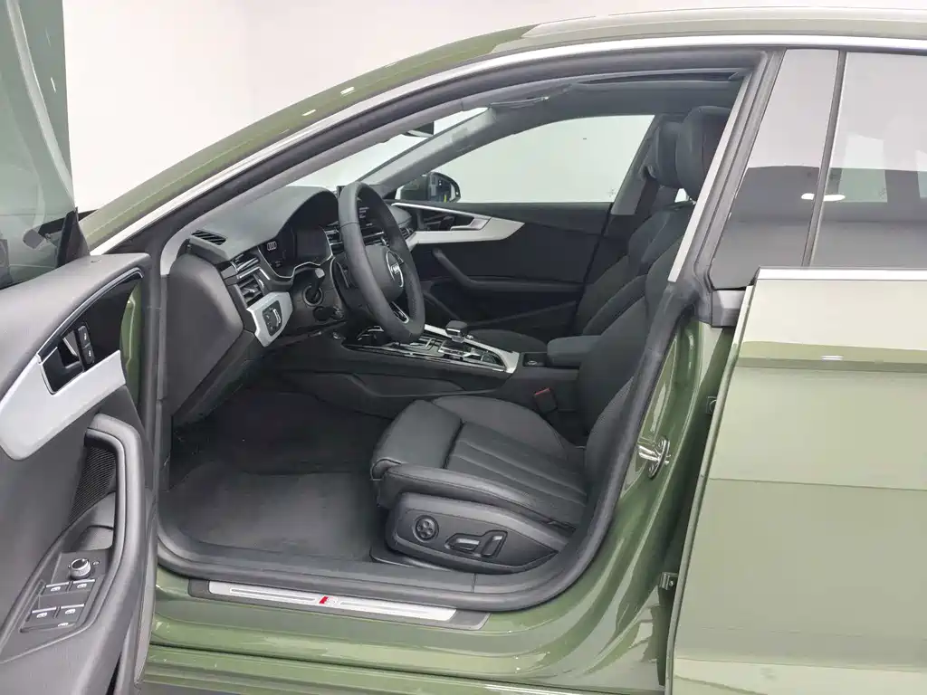 Audi A5 (Import) — миниатюра 9