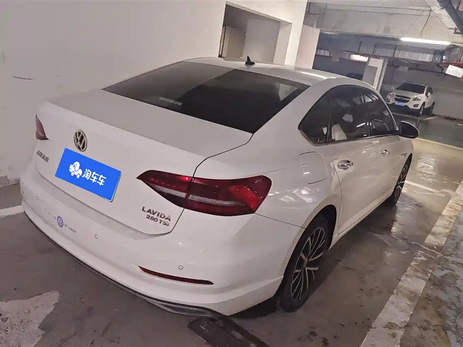 Volkswagen Lavida 2019 280TSI DSG Luxury VI