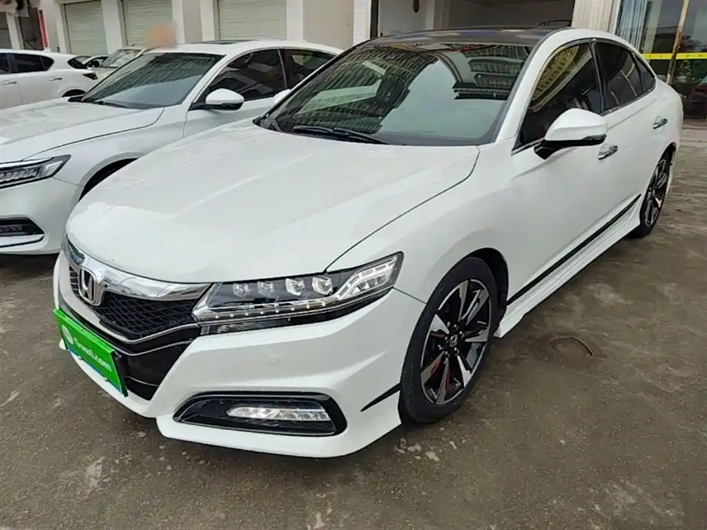 Honda Spirior 2015
