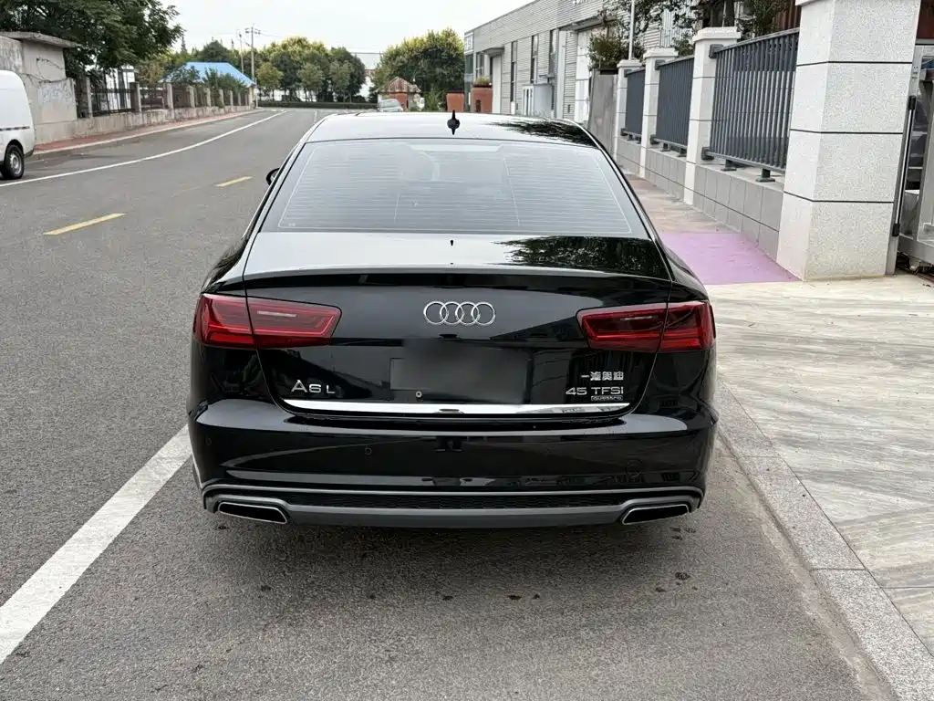Audi A6L — миниатюра 6