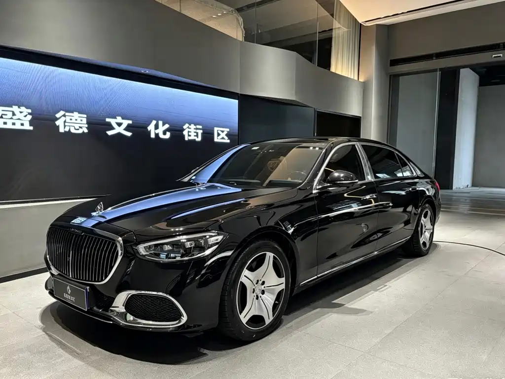 Mercedes-Benz S-Class 2025