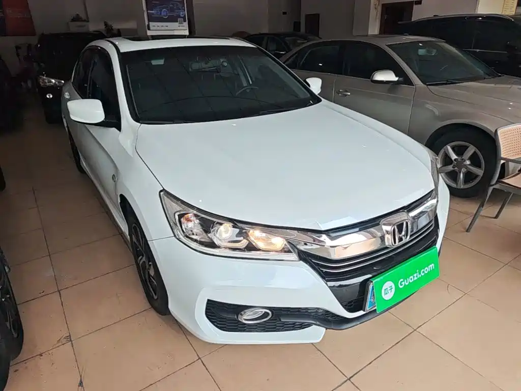 Honda Accord — миниатюра 4