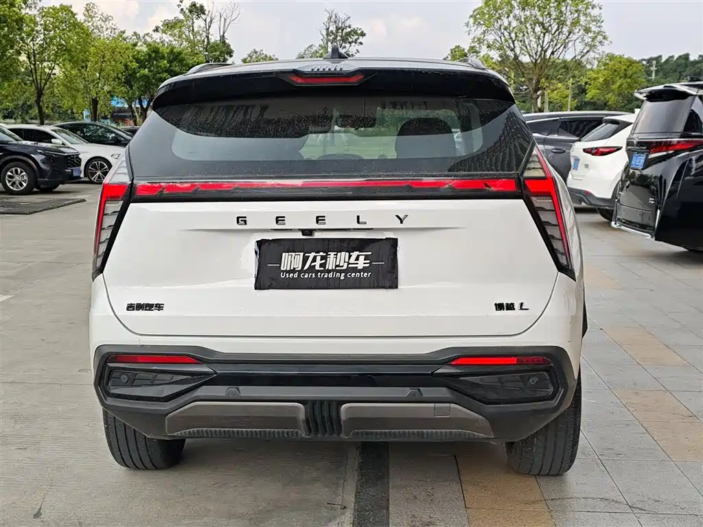Geely Boyue L — миниатюра 8