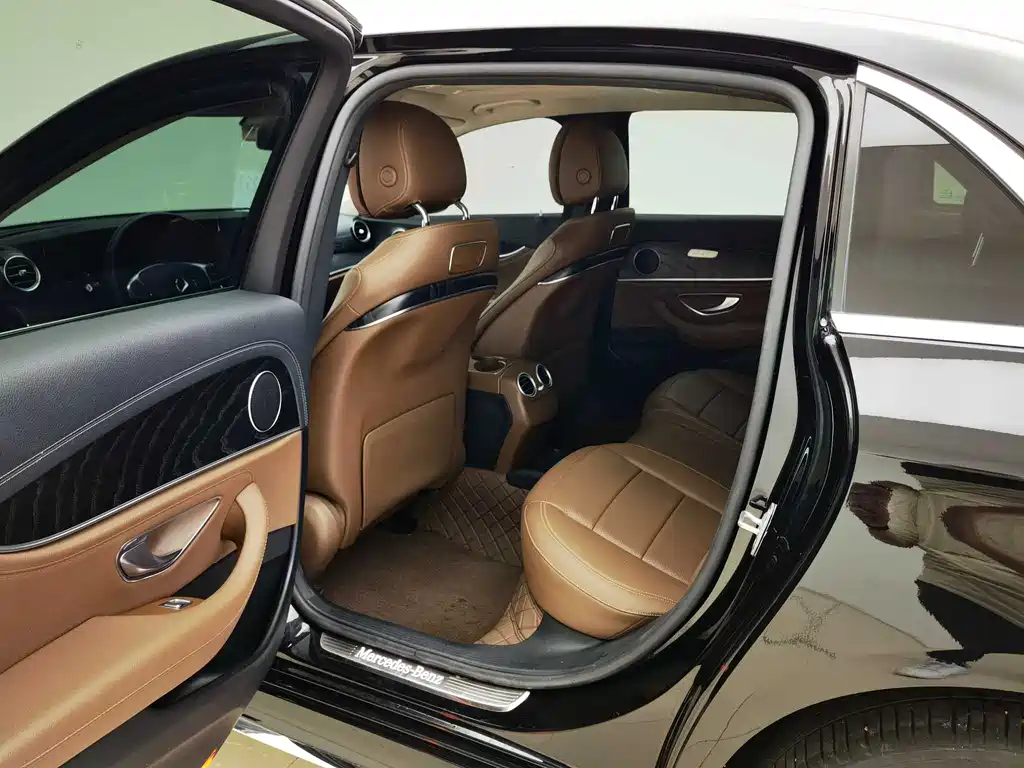 Mercedes-Benz E-Class E 2018 E 200 L Sport