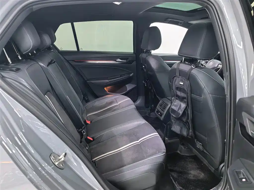 Volkswagen Golf — миниатюра 15
