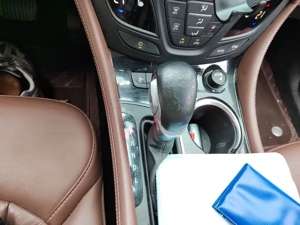 Buick Envision Plus — миниатюра 15