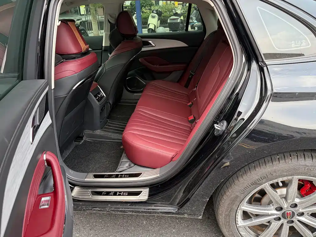 Hongqi Hongqi H5 — миниатюра 7