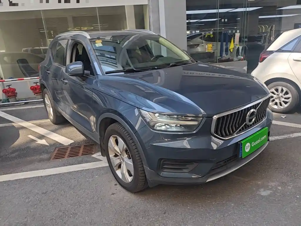 Volvo XC40 — миниатюра 4