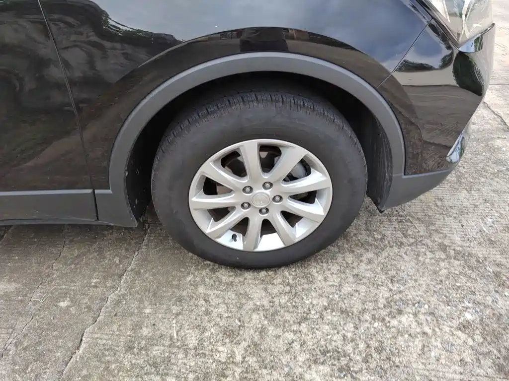 Buick Envision Plus — миниатюра 8