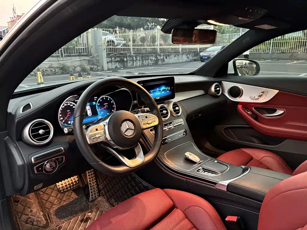 Mercedes-Benz C-Class (Import) — миниатюра 11
