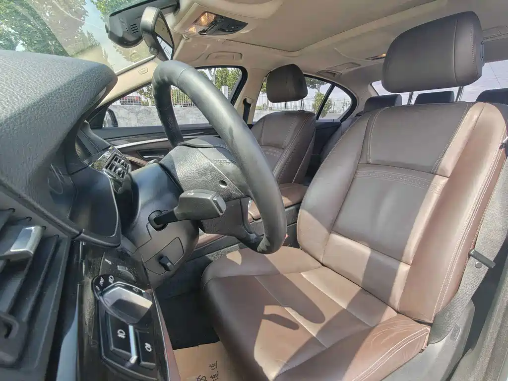 BMW 5 Series 5 2014 525Li Luxury