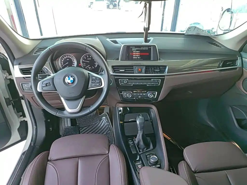 BMW X1 — миниатюра 10
