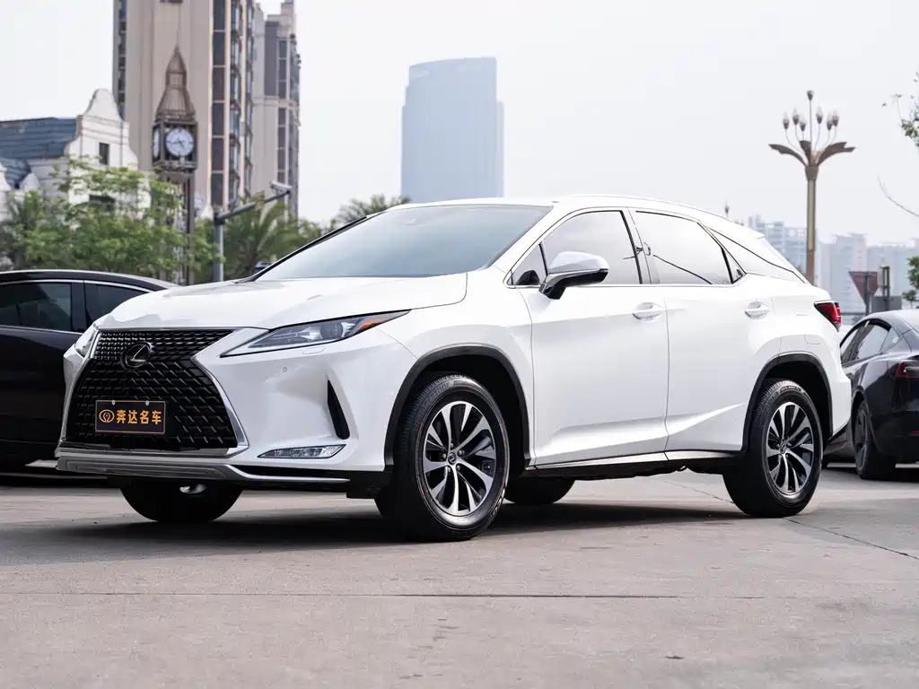 Lexus RX 2021