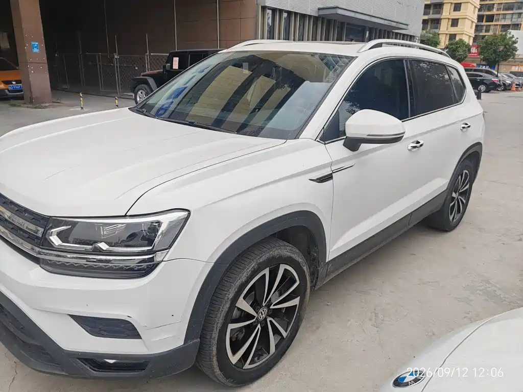 Volkswagen Tharu — миниатюра 8