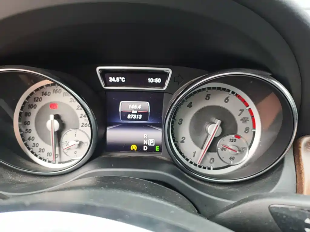 Mercedes-Benz GLA — миниатюра 17