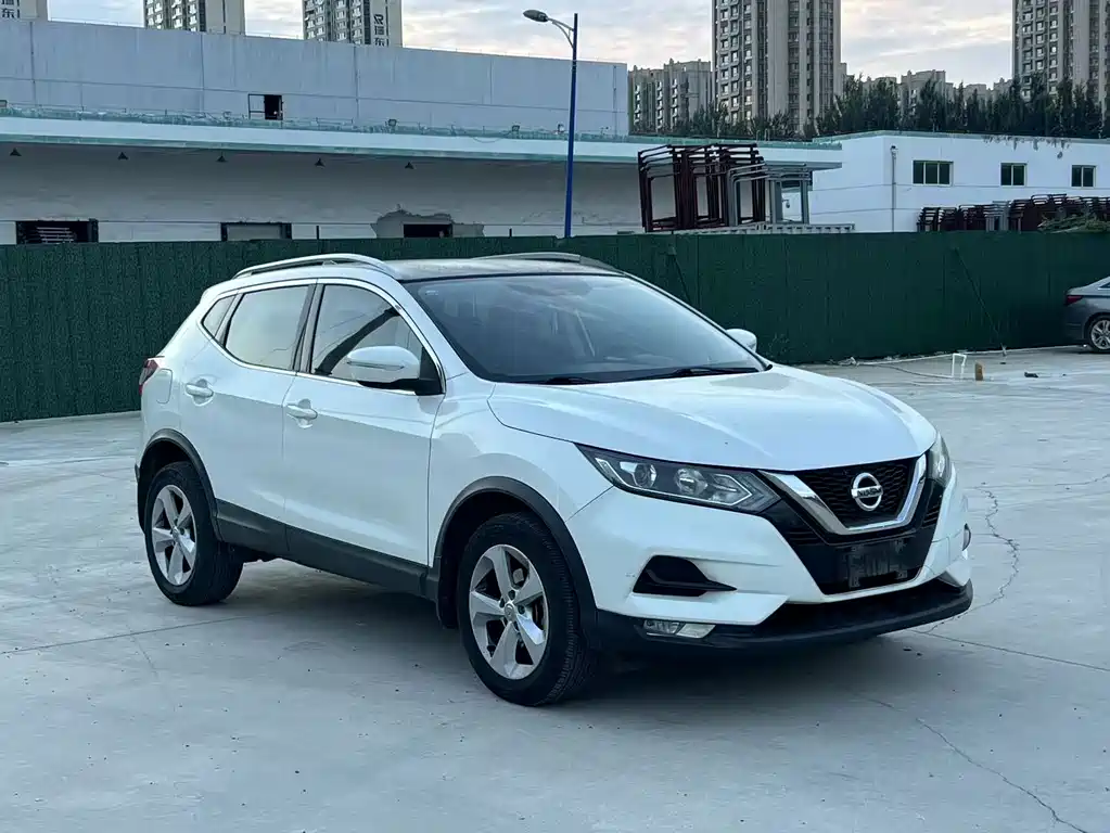 Nissan Qashqai — миниатюра 3