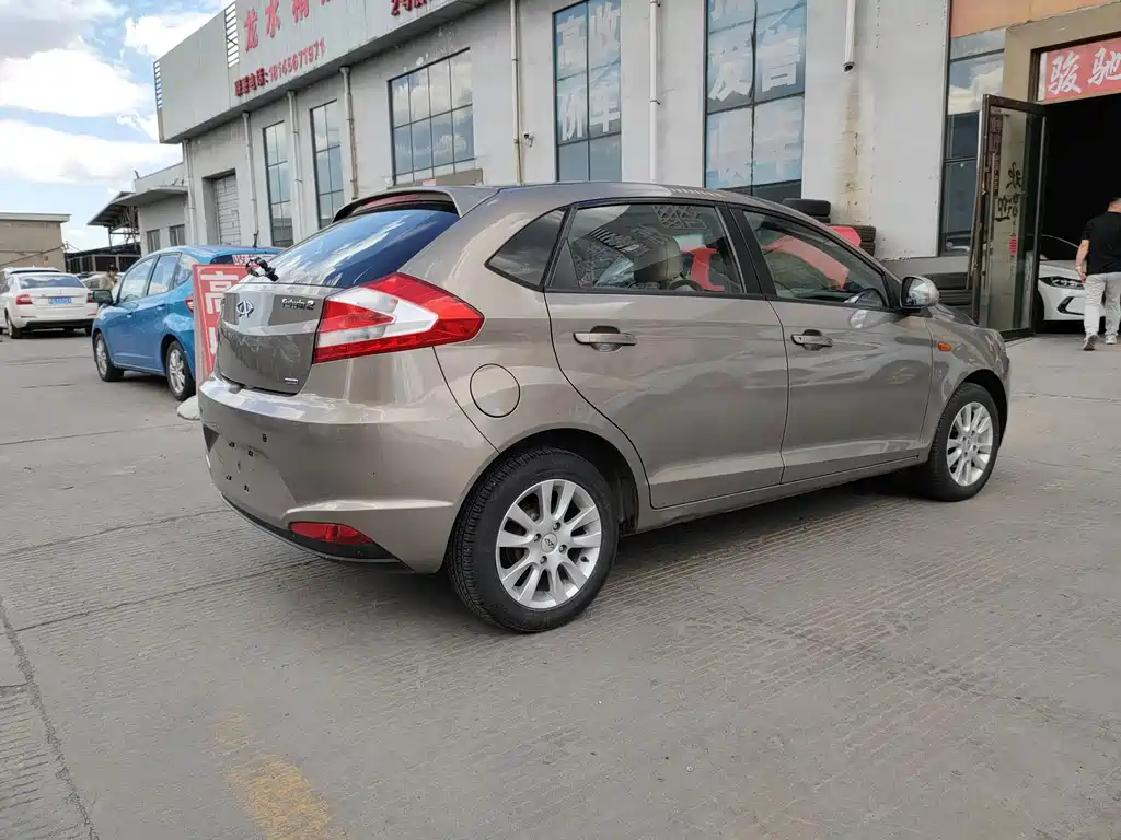 Chery Fulwin 2 2 2014 1.5L MT