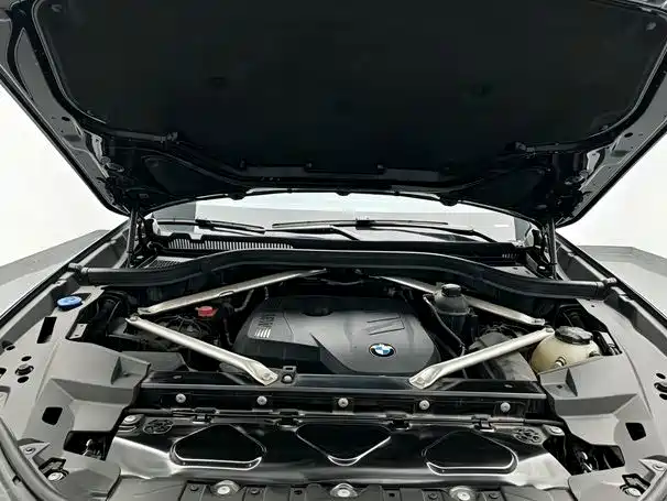 BMW X5 — миниатюра 14