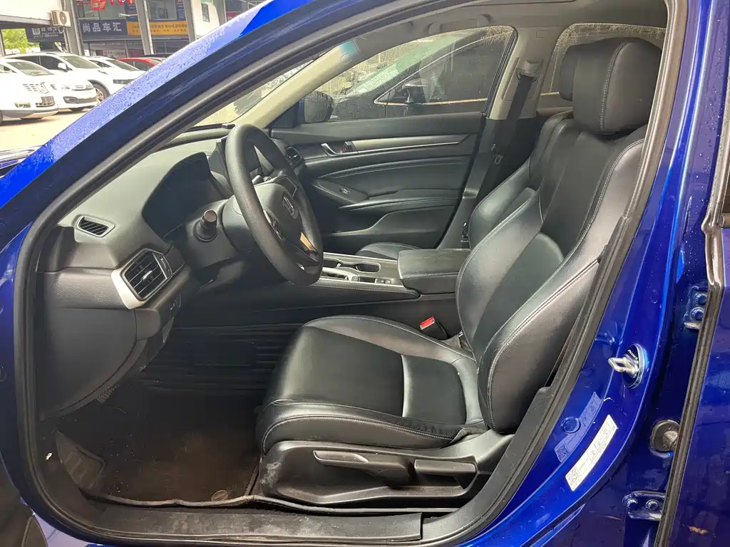 Honda Accord — миниатюра 4