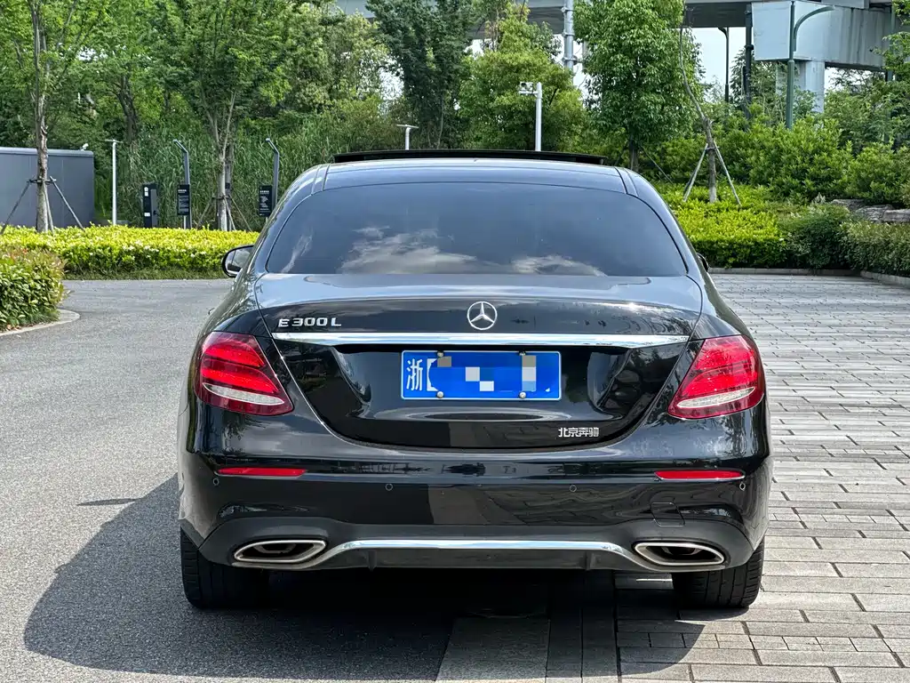 Mercedes-Benz E-Class E 2020 E 260 L Sport