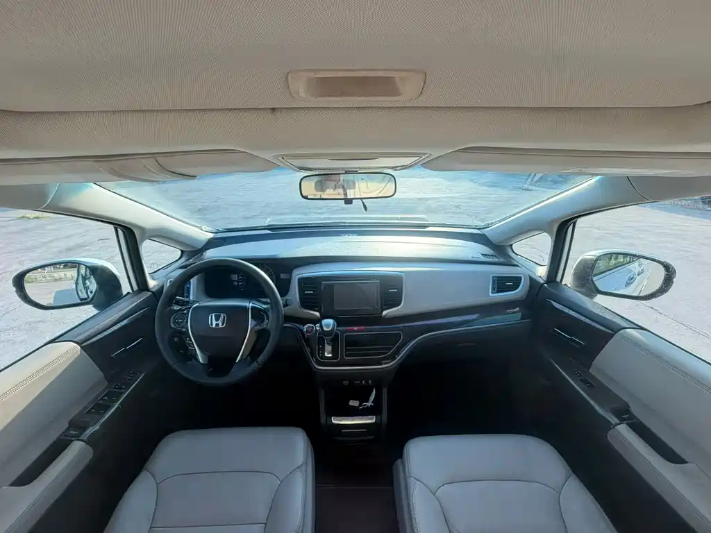 Honda Odyssey — миниатюра 4