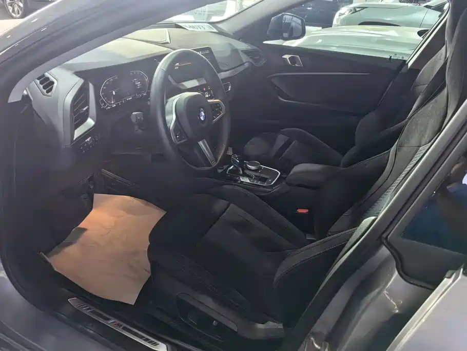 BMW 2 Series (Import) — миниатюра 9