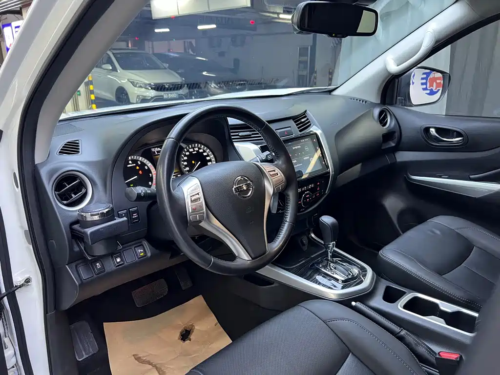Nissan Terra — миниатюра 9