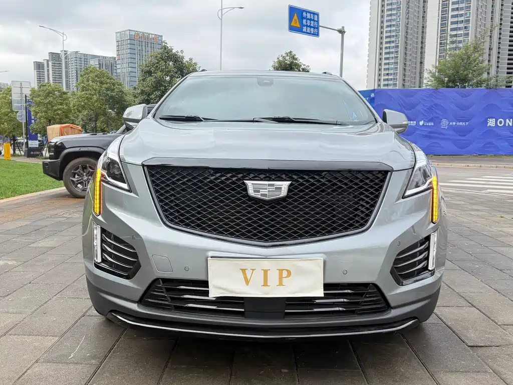 CADILLAC XT5