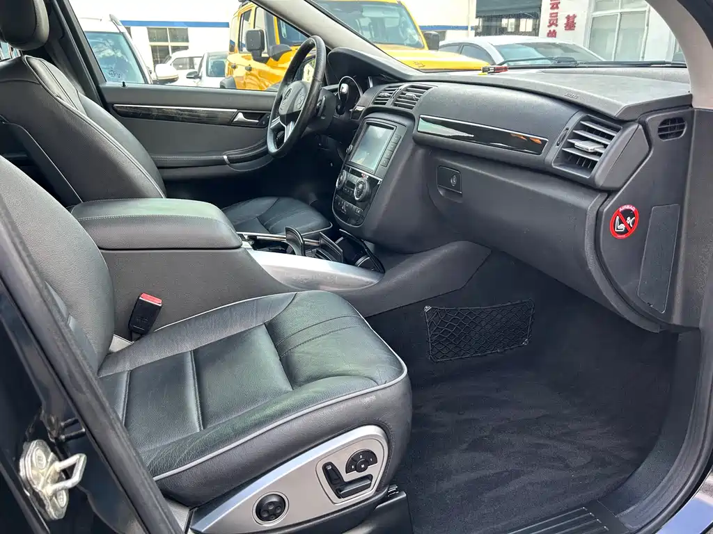 Mercedes-Benz R-Class — миниатюра 4