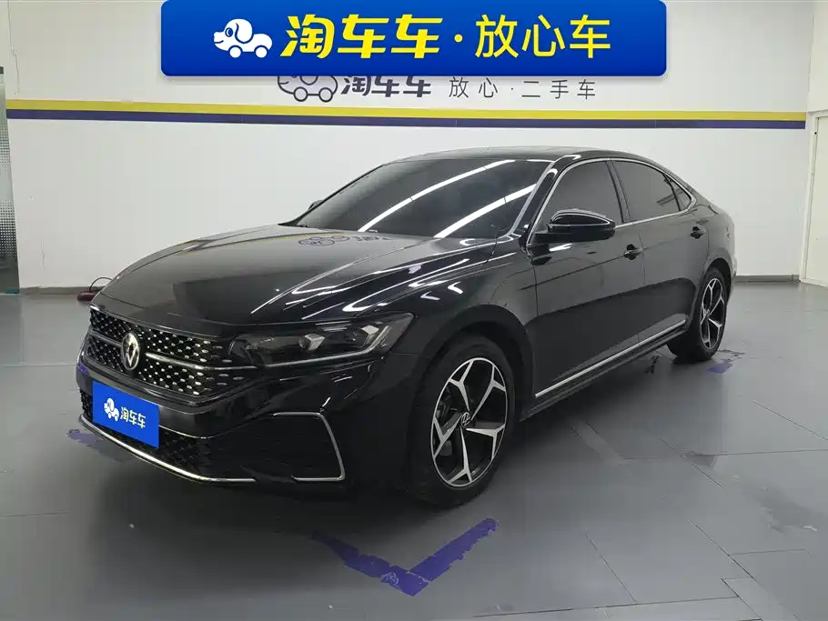 Volkswagen Passat 2024