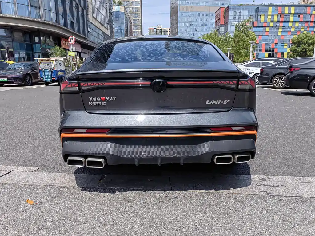 Changan UNI-V — миниатюра 4