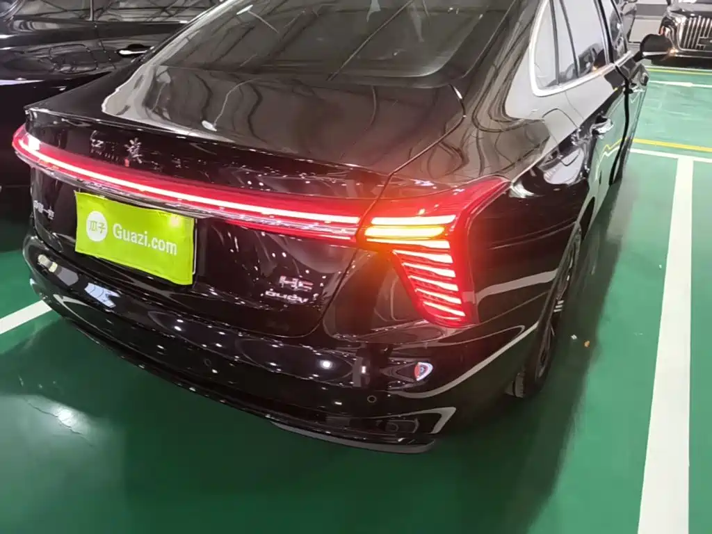 Hongqi Hongqi H5 PHEV — миниатюра 8