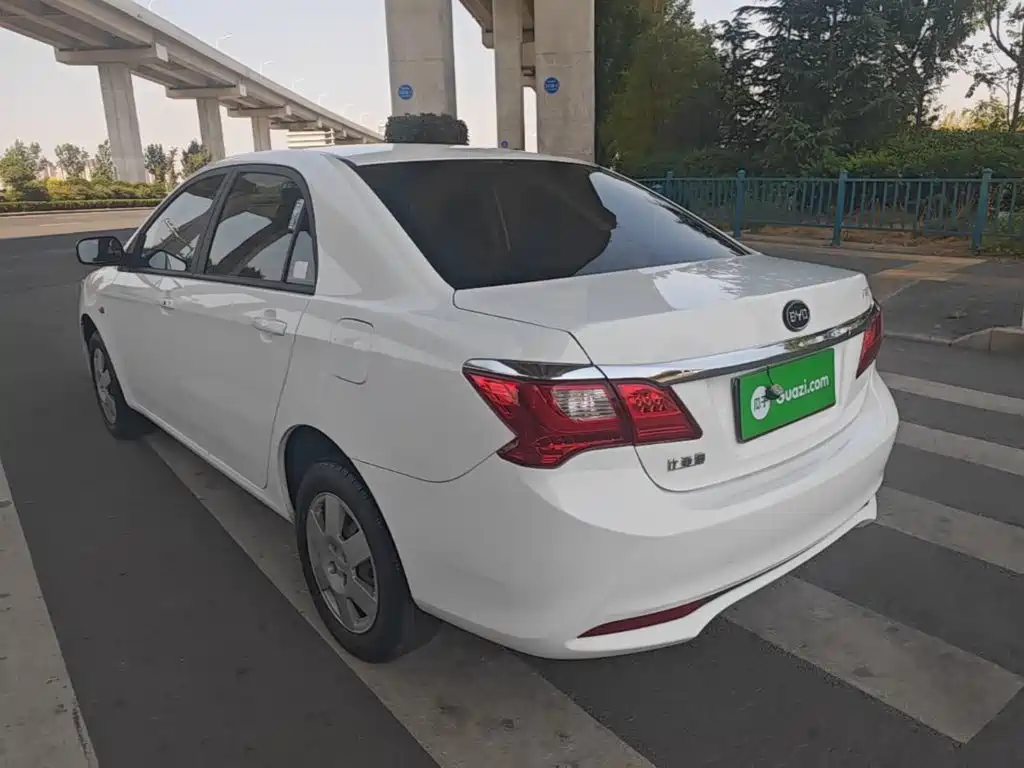 BYD F3 — миниатюра 5