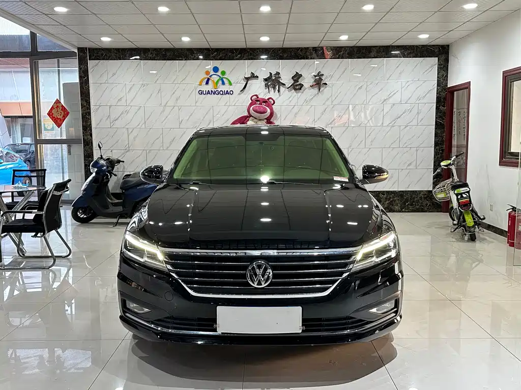 Volkswagen Lavida — миниатюра 2