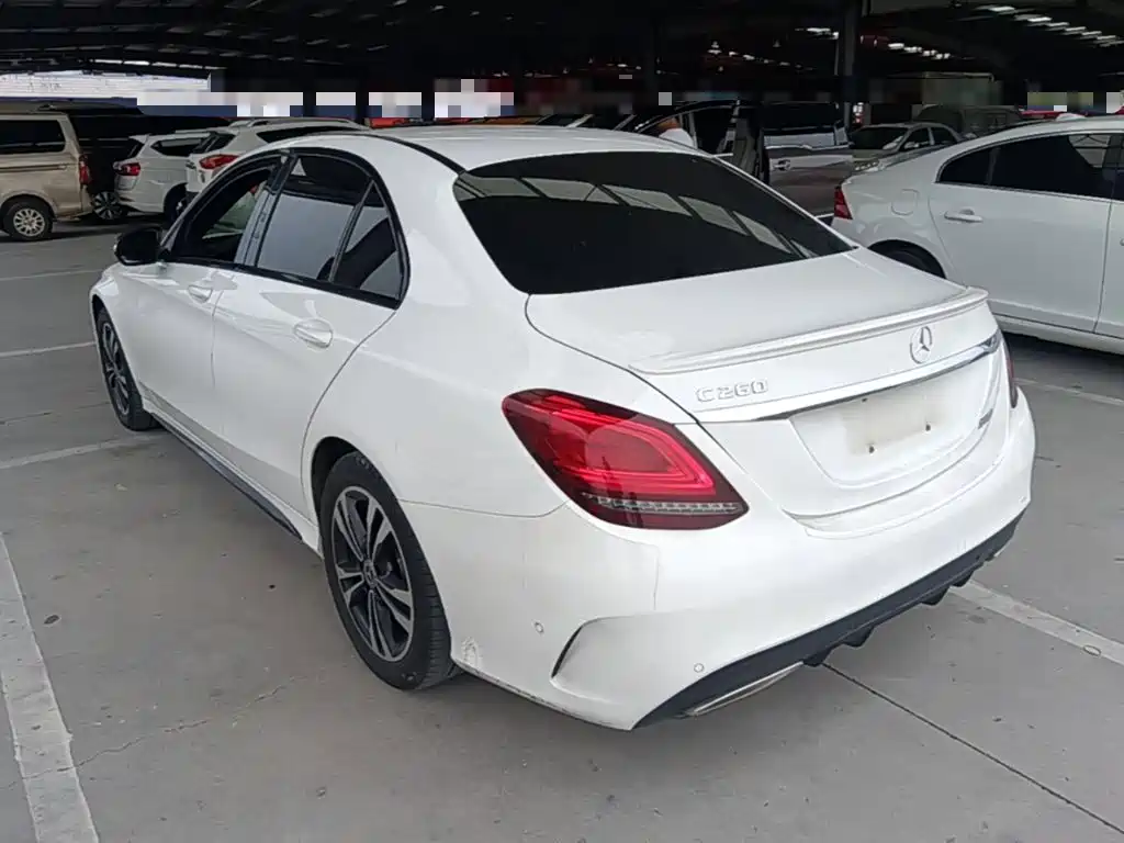 Mercedes-Benz C-Class — миниатюра 5