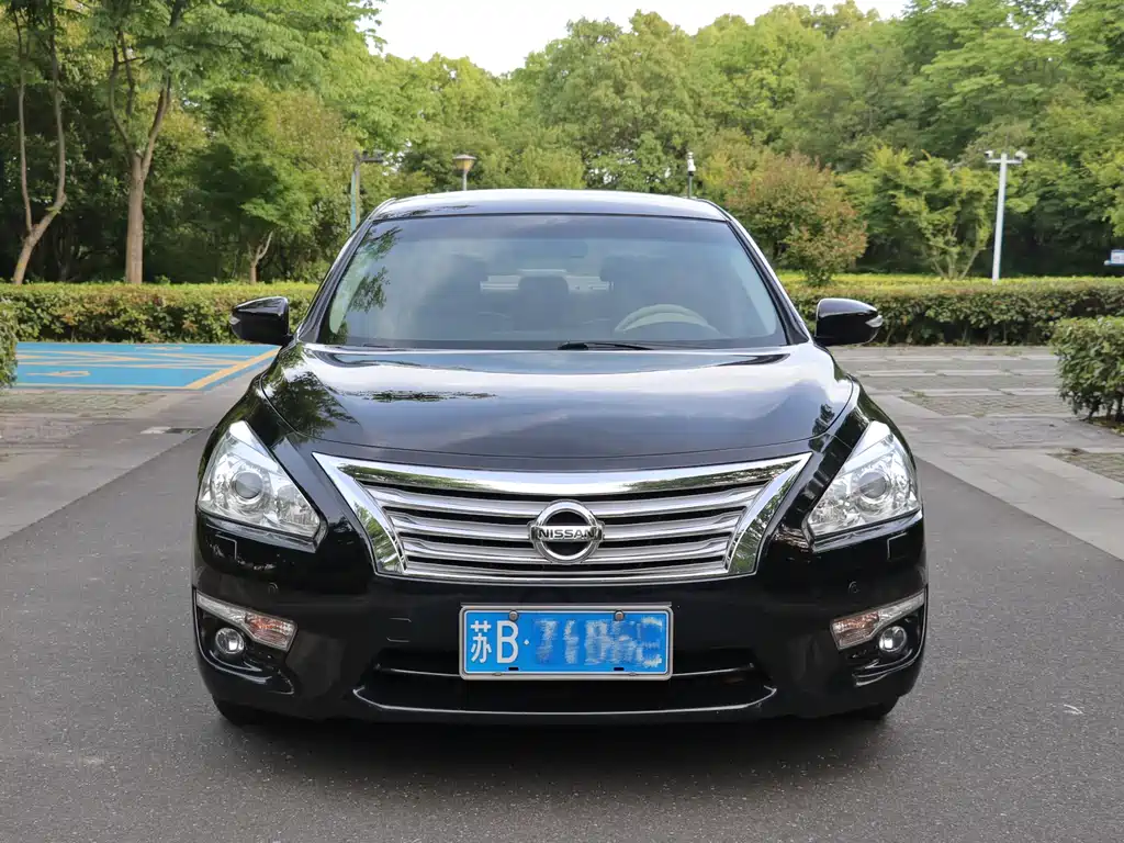 Купить Nissan Teana
