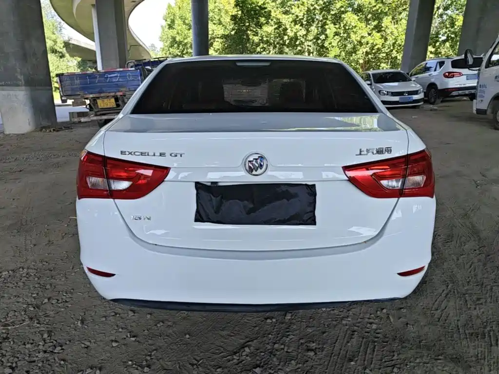 Buick Excelle — миниатюра 6