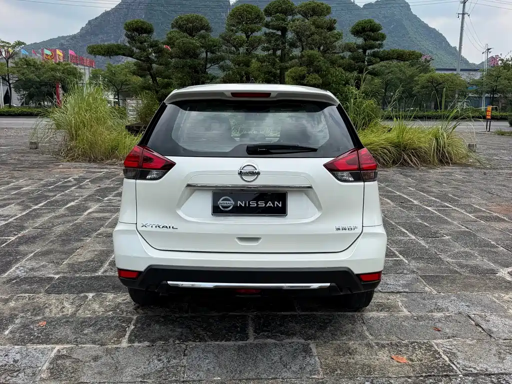 Nissan X-Trail — миниатюра 4