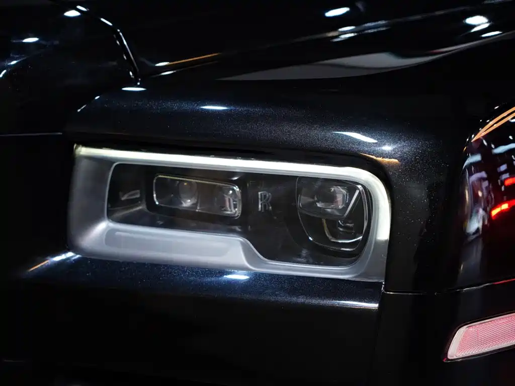 Rolls-Royce Cullinan — миниатюра 5
