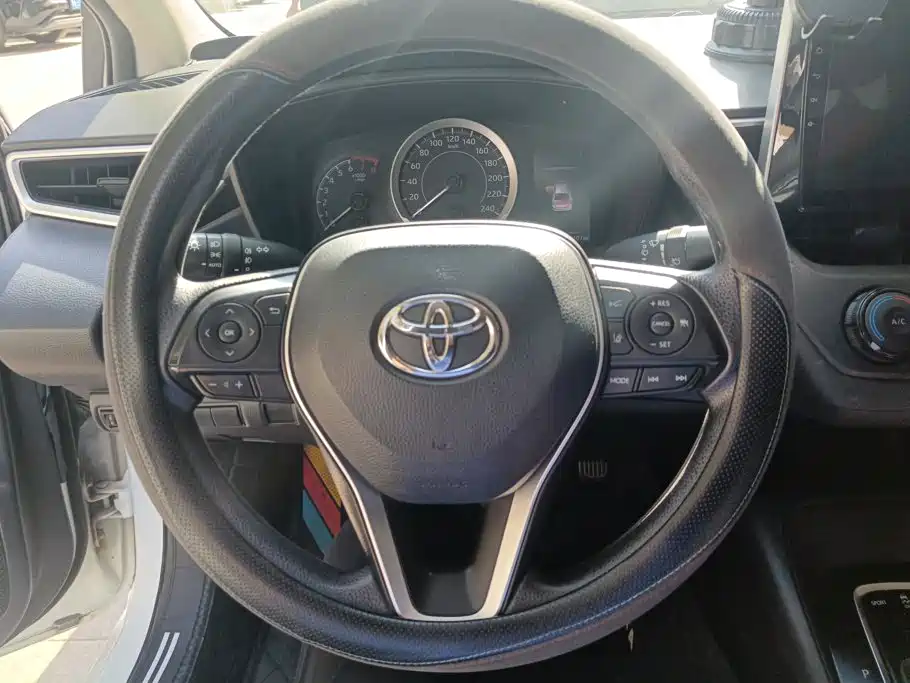 Toyota Corolla — миниатюра 15