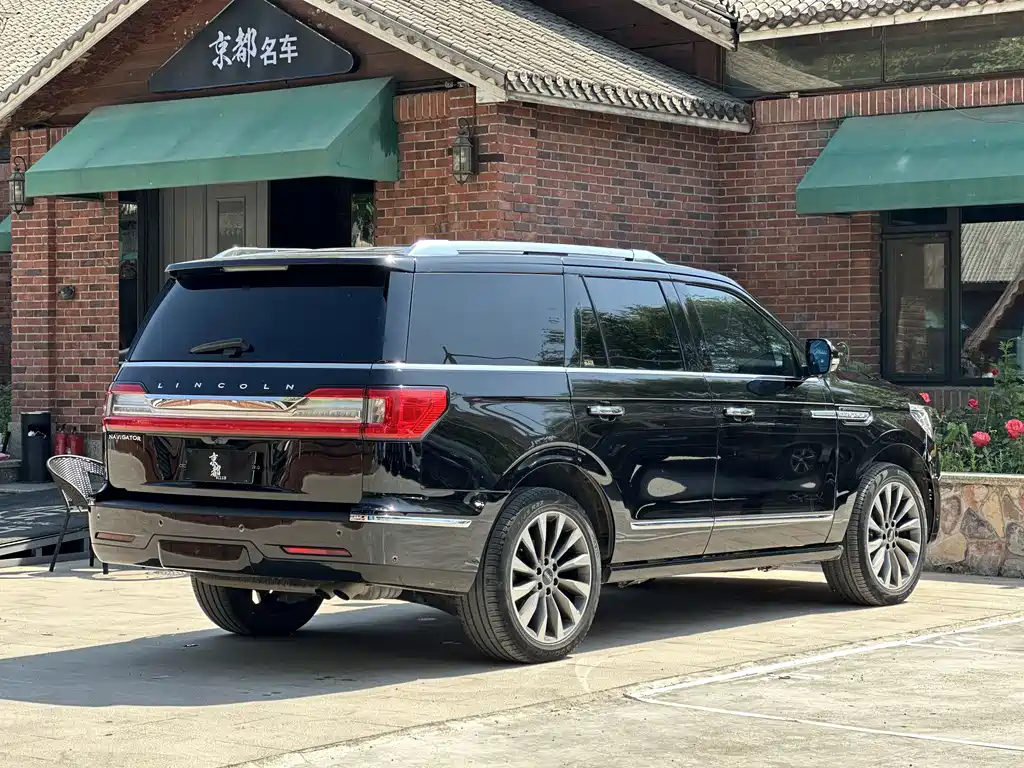 Lincoln Navigator 2019 3.5T VI