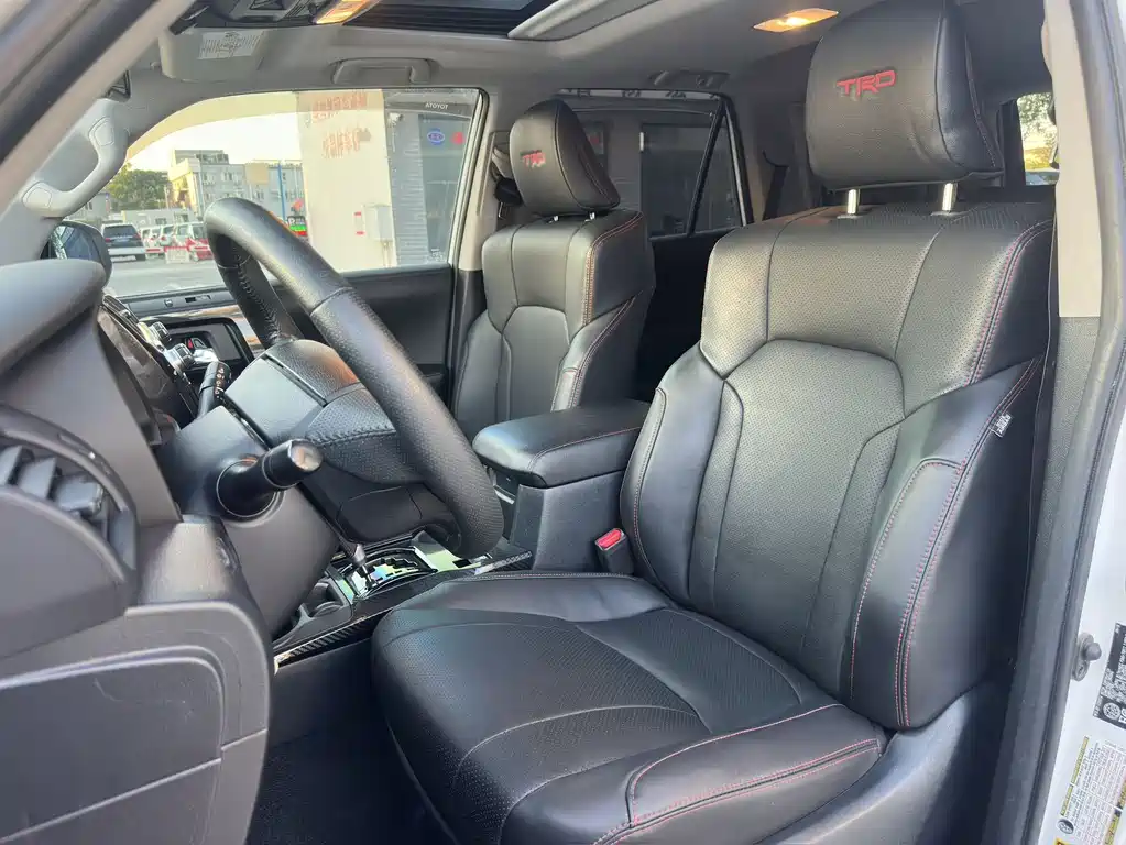Toyota 4Runner 2019 4.0L AT