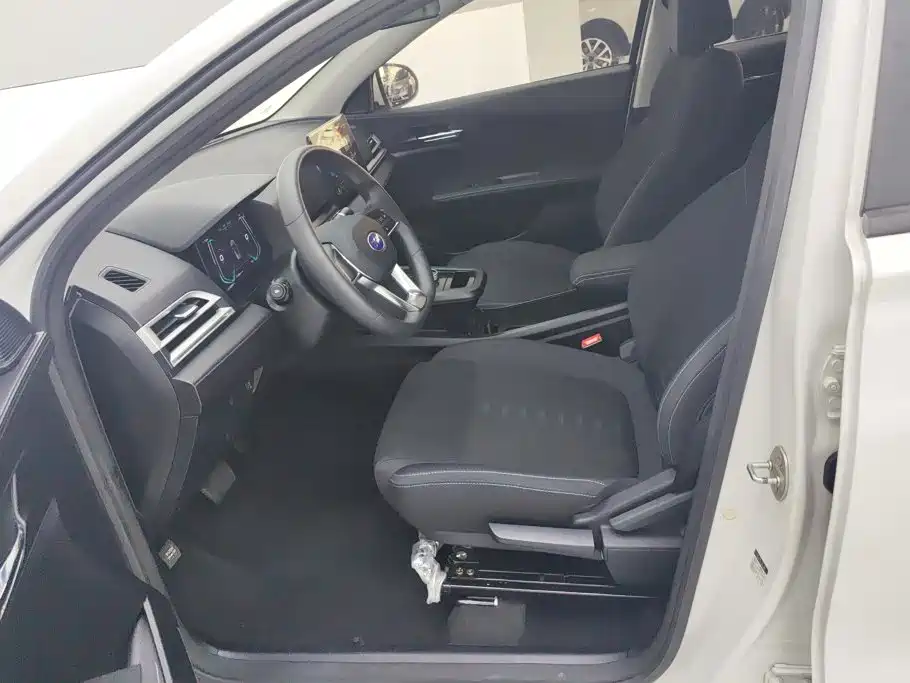 BYD e2 — миниатюра 9