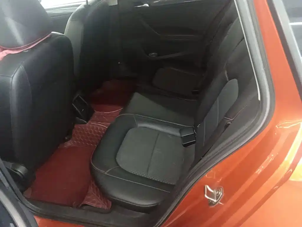 Volkswagen Santana — миниатюра 17