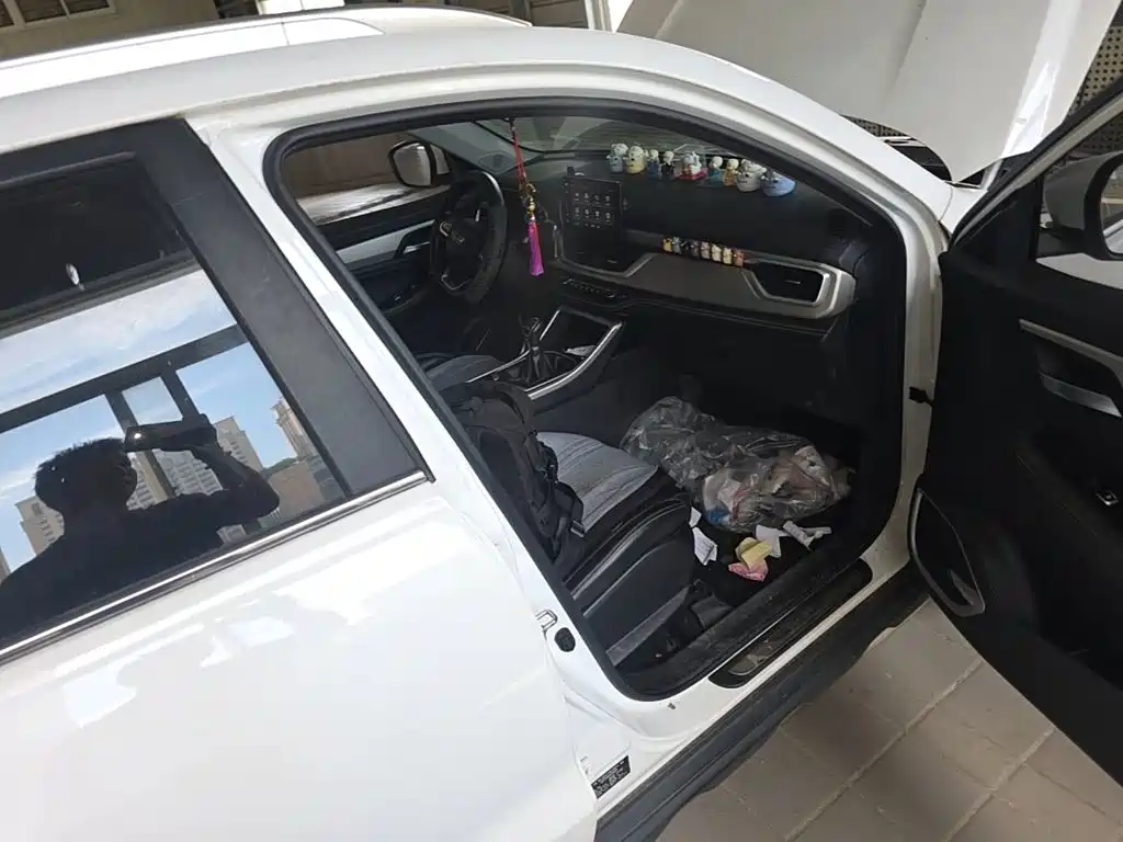 Geely Vision X6 — миниатюра 9